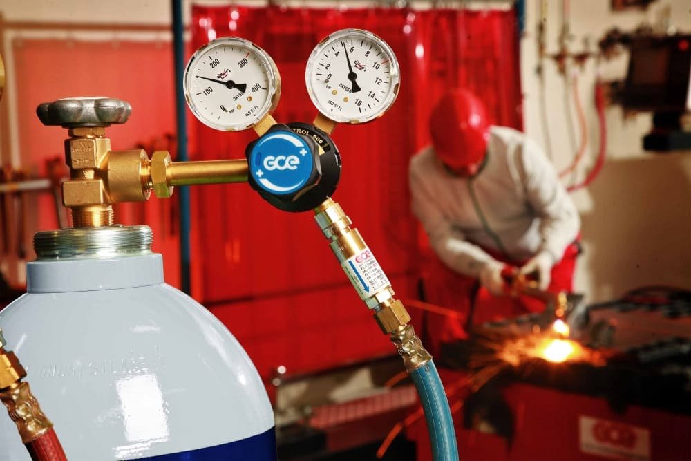 ¿Cada cuánto dar mantenimiento a válvulas, bombas y tanques de gas LP?